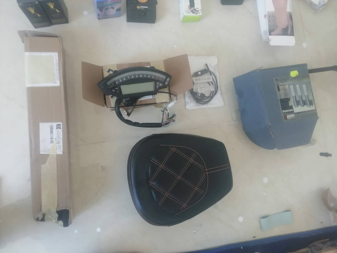 شلعه متنوعه ٢٢ قطعه سعر ٤٥ الف يعني القطعه بالفين من غير الهدايا بلاش
كامرة تصوير
كامرة تصوير اماكن ضيقه
طبله اقل شي سعرهه ١٠ الاف
مكسر مال شعر
دشبول كاوسكي نينجا
كشن هارلي خلفي
استان كامرة تصوير
منفاخ هوى تايرات شغال فقط الشاشه متشتغل
مكنسه شحن تايبسي
من غير البقيه وتجيك هدايا وياهه اكثر من قطعتين


**إذا كنت صاحب هذا الإعلان وتريد حذفه لأي سبب، رجاءا أرسل رسالة إلى الدعم الفني**