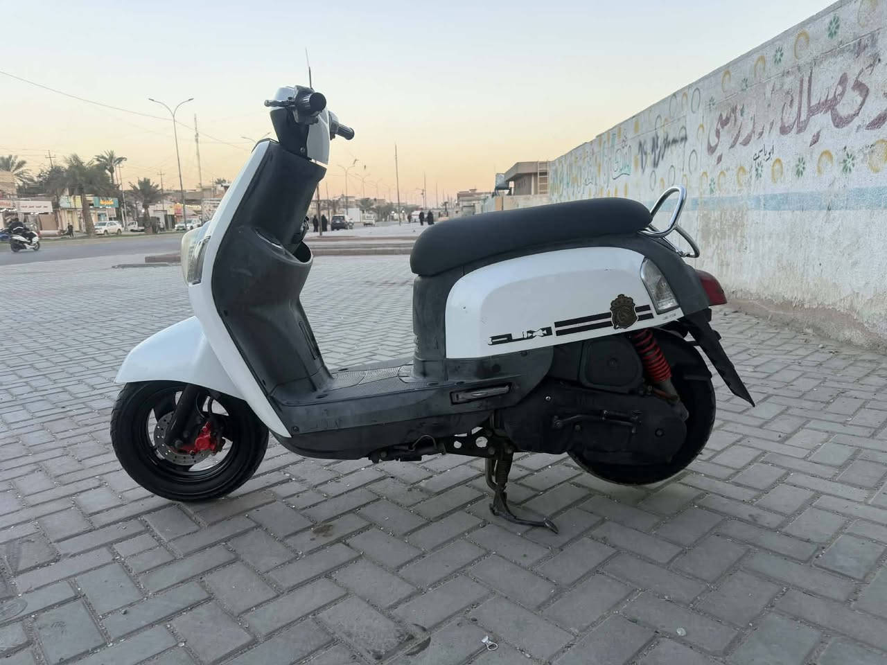 سلام عليكم دراجه بوليس للبيع مال رمبه كلها بلاديه
السعر 850 وبيها مجال 
العنوان بغداد البلديات 
الرقم ***********
