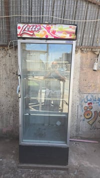 برادات وعارضات نضيفات كلش وتبريد فول  تصفية محل ..  للتواصل واتساب أو ...