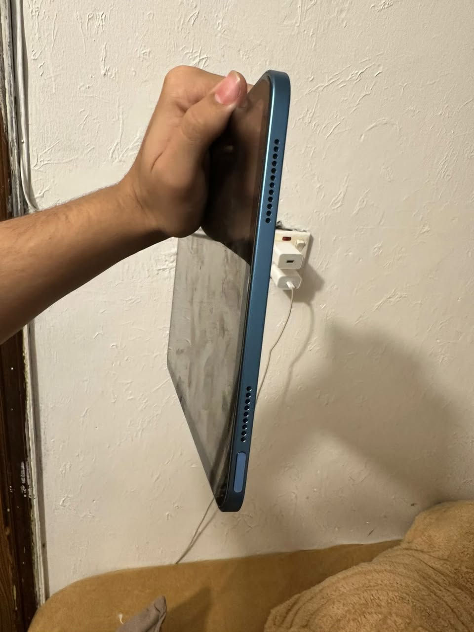 سلام عليكم ايباد 11 A16 نضيف فول الفول يخبل ماكو فرق بينه وبين جديد ويا كفر اسود بطاريه 100 مكفول من كلشي تجي تفحص اي مشكله مابي سعره 425 وبي مجال بسيط مكاني بغداد الحرية


**إذا كنت صاحب هذا الإعلان وتريد حذفه لأي سبب، رجاءا أرسل رسالة إلى الدعم الفني**