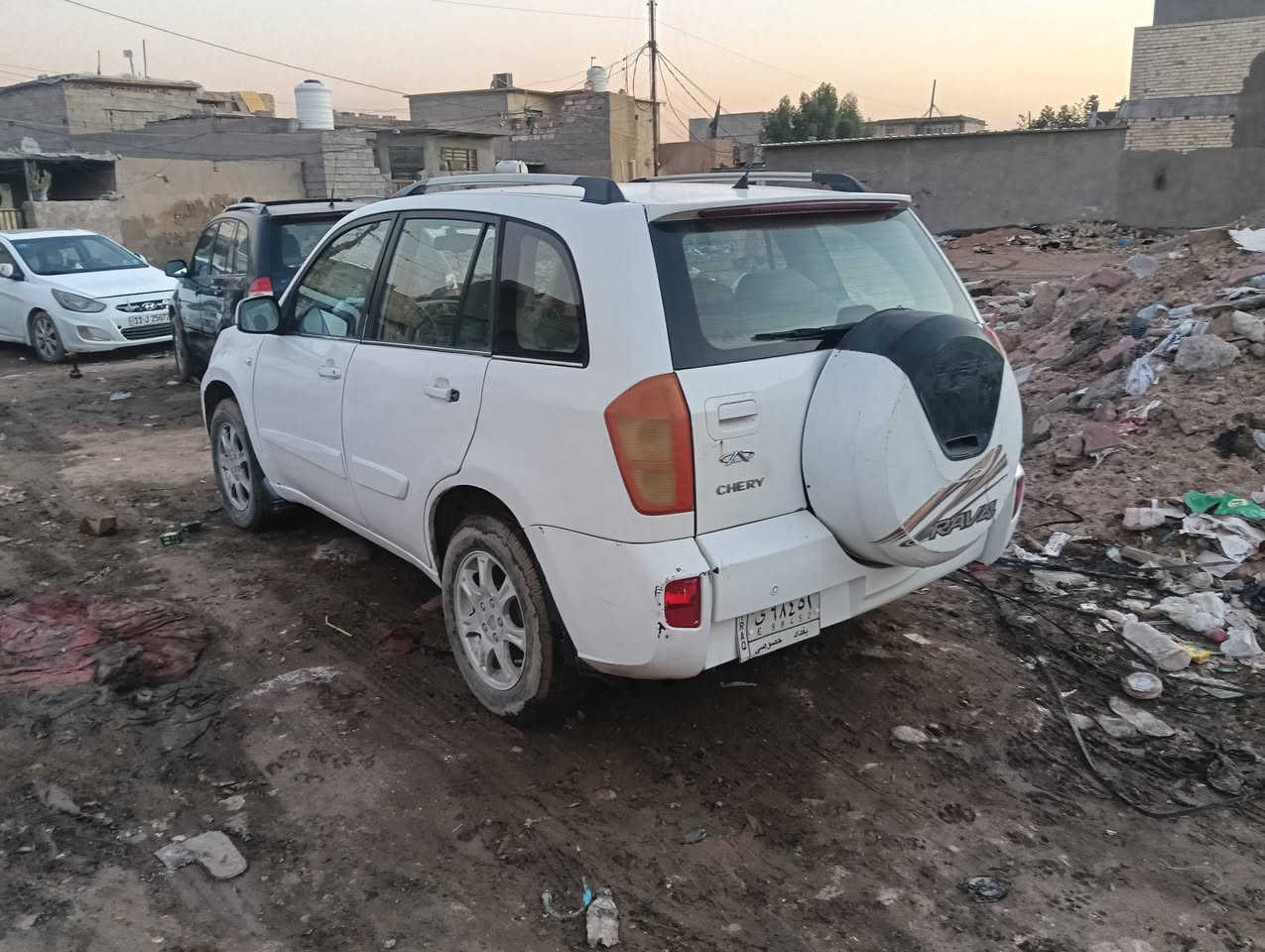 السلام عليكم 13جاهزه من كلشي بيه باب واحد ربعه صبغ اثر شخوط تحويل مباشر مكان بغداد الدوره سعره 53مامتواجدع فيس اليحب يتصل ***********
