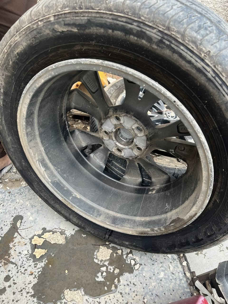 سلام عليكم ماطور مروحه راف فور 2022 شغال ع فحص السعر ١٠٠ وبي مجال ويل راف ور يحتاج تصليح الاتصال ع رقم ***********
