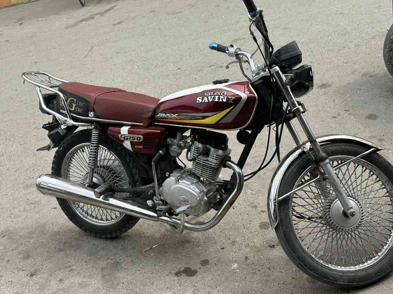 السلام عليكم تايكر 23شلعه معدل فول مكينه خرسه بيها نقوصات بسيطه سعر 325مجال بسيط كلش شراي اتصل*********** او خاص مكاني جلولاء
