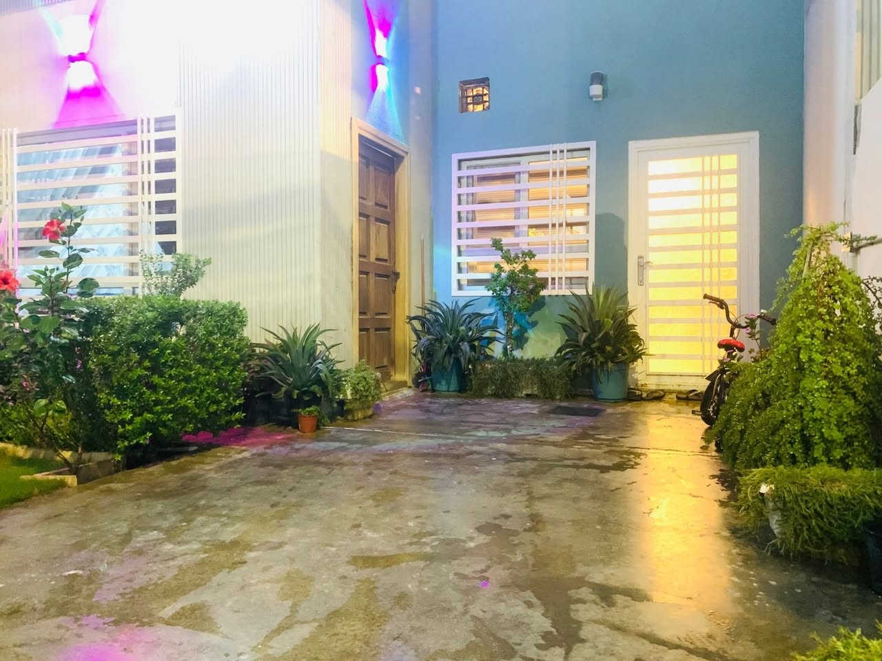 🏡 دار للبيع – موقع مميز
📍 قرية الغدير الثانية
📐 المساحة: 150 متر
مدخل المجمع – بلوك 14
🏠 المواصفات:
• واجهة كوفة
• طابق ونص
• دار نظيف جدًا
• سند حر
💰 طريقة البيع:
• نقدًا
• أو مراوس بدار مساحة 250م
في مجمع الأميرات الثانية مع الفرق
✍️ اكتب (تم) توصلك التفاصيل على الخاص
📞 للاستفسار والاتصال:
***********
***********
🏢 مكتب حسن دوش للوساطة العقارية
📍 الكائن في مجمع بيتي الأول
مقابل الأميرات الثانية
