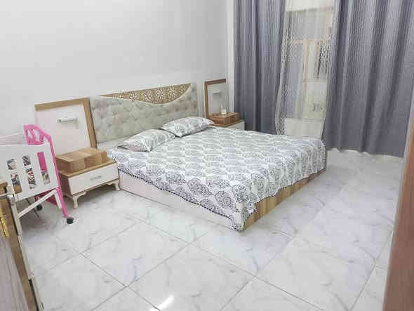 السلام عليكم مشتمل للبيع المساحة 50 متر 5*10 حي الجهاد قرب مدرسة البيداء السعر 110 وبي مجال علما اني صاحب الدار للاتصال *********** وتساب متوفر
