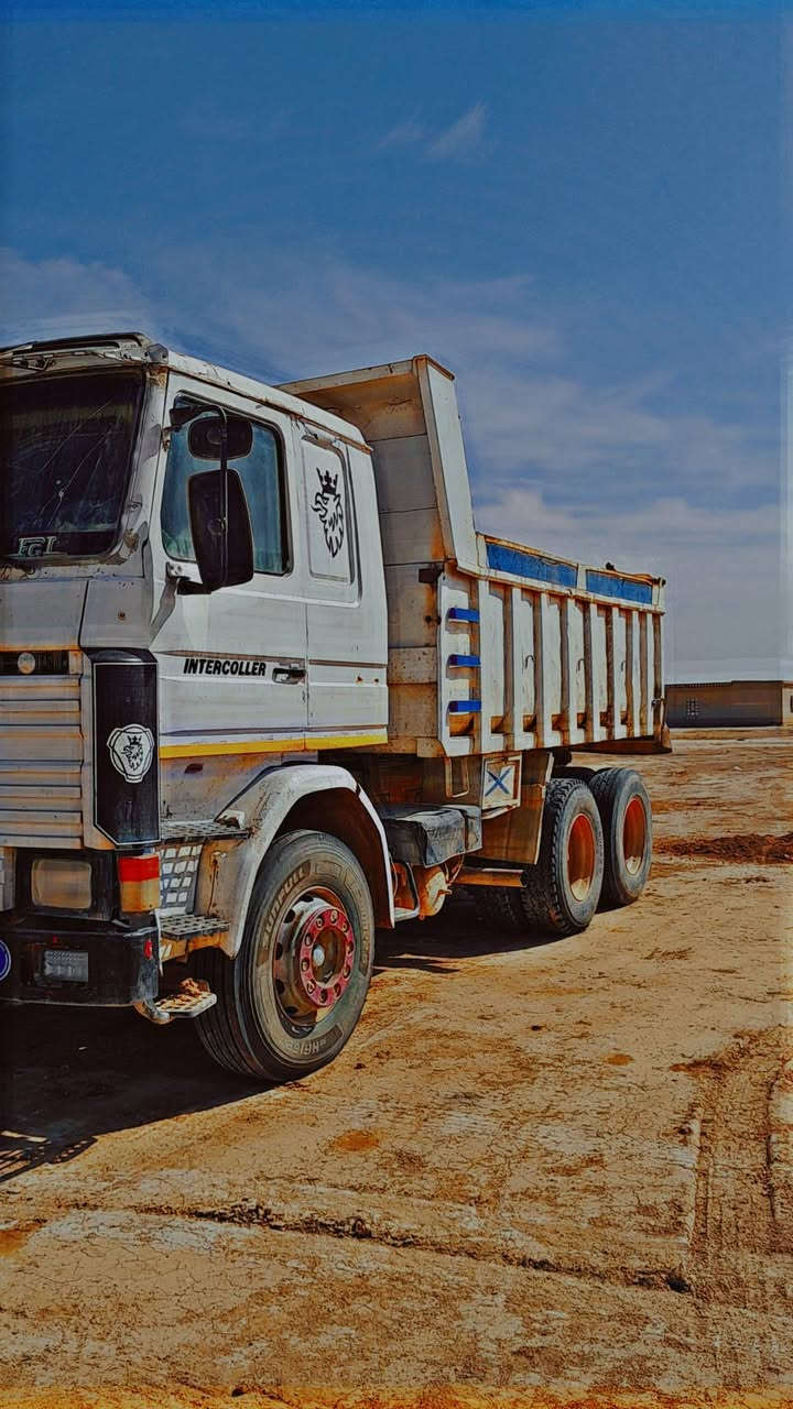 السلام عليكم 
قلاب ١١٣ موديل ١٩٩٢ سنكل عضله رقم دهوك شرط الوكاله 
السعر ١٢٠ اي استفسار خاص او على الواتس اب ***********
