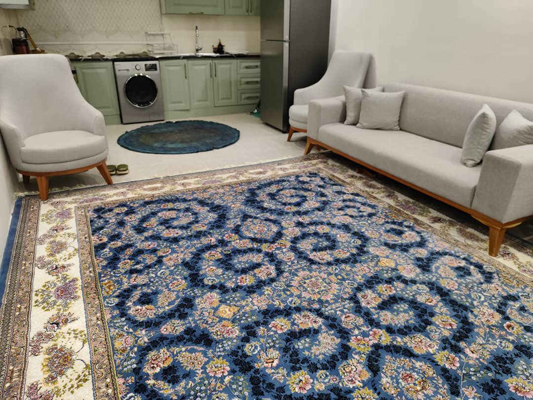 ⸻

🏠 شقة مفروشة للإيجار – يومي أو شهري

شقة مجهزة بالكامل
مساحة 60 متر
تتكون من:
🛏 غرفة
🛋 صالة
🚿 حمام
🚽 توالت

⚡ كهرباء 24 ساعة
🛗 مصعد
🛎 حراسة + لوبي + بناية مرتبة

📍 الموقع: الروضتين

الإيجار مخصص للعوائل أو طالبات الجامعة فقط
الشقة نظيفة وجاهزة للسكن فوراً.

📞 للاستفسار: ***********
***********
⸻
