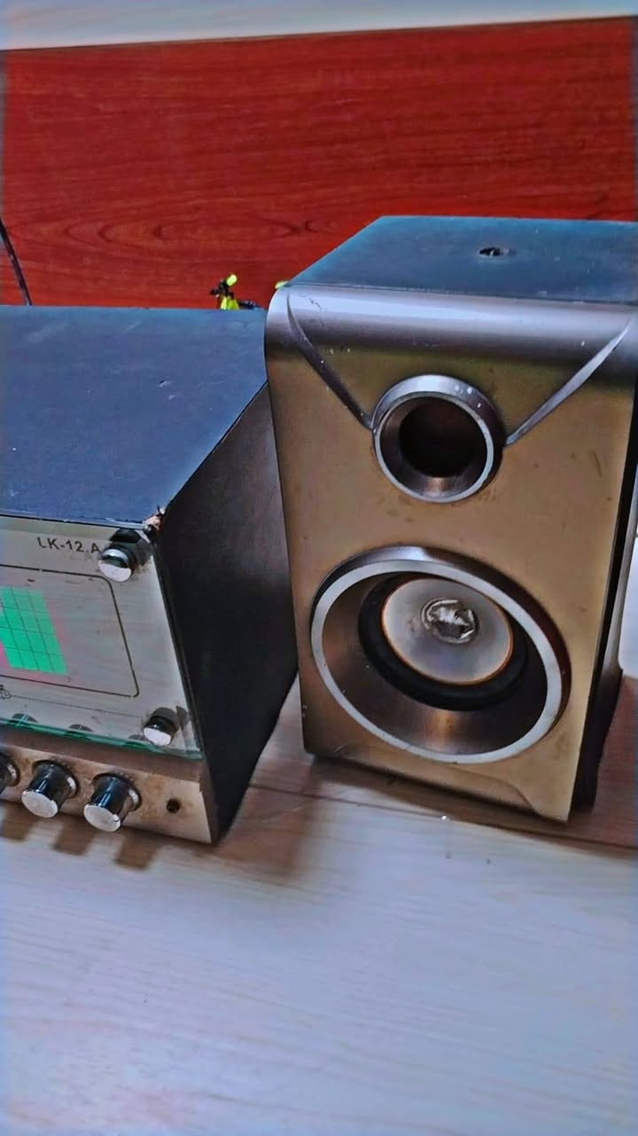 وصلني بهذا الشكل الي يريده يخلي سعر
ماعندي رام اشغل بيي ابيعع شغال بس صوت ماعرف اشغله


**إذا كنت صاحب هذا الإعلان وتريد حذفه لأي سبب، رجاءا أرسل رسالة إلى الدعم الفني**