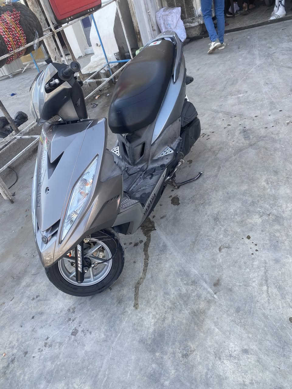 السلام عليكم جيتي آر للبيعً دراجه خير من الله بس بجم مخالف لون  لسعرً واحد وبيهة مجال***********
