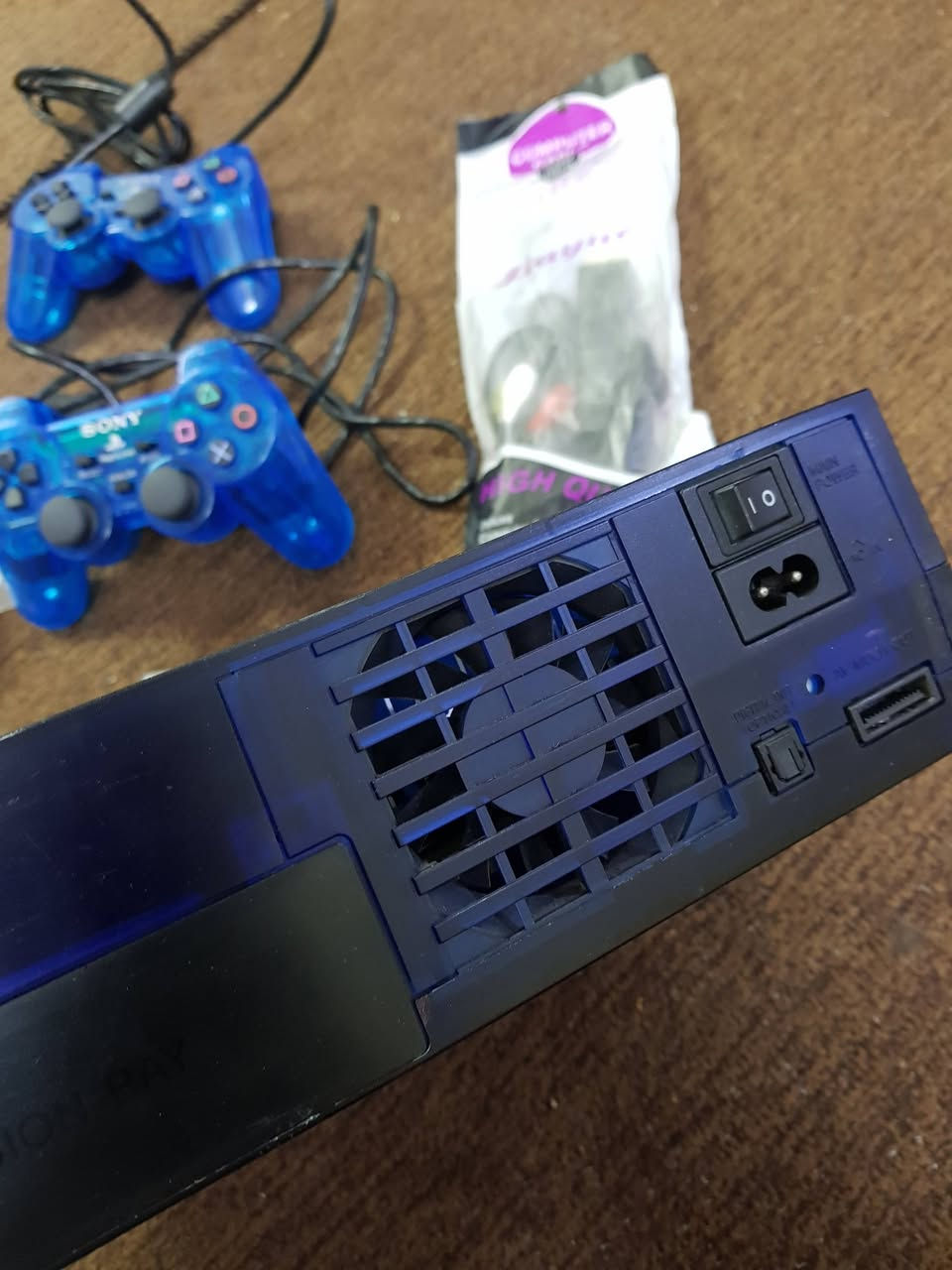 بلي 2 ريجن ياباني
يشغل اقراص و فلاش بنفس الوقت 
   ( حاليا عندي فقط اقراص ماعندي فلاش ) 
شغال اي عيب مابي 
ويا / 
 جوستكات 2
تحويره بلازمه HDMI
ميموري تخزين 
ويا ( 37 قرص ) 
قيم واخذ اعله سعر ابيع
مكاني كركوك / الفيلق


**إذا كنت صاحب هذا الإعلان وتريد حذفه لأي سبب، رجاءا أرسل رسالة إلى الدعم الفني**