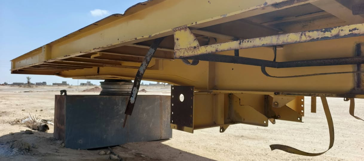 عربانه سطحه شمتز جديده ما محمله ولا كيلو 2005طول 12.25 بلادي السعر قفل 35كل شي واضح بصوره ما اجاوب لا تعليقات ولا خاص مكلف بنشر هذا رقم صاحبه
***********
