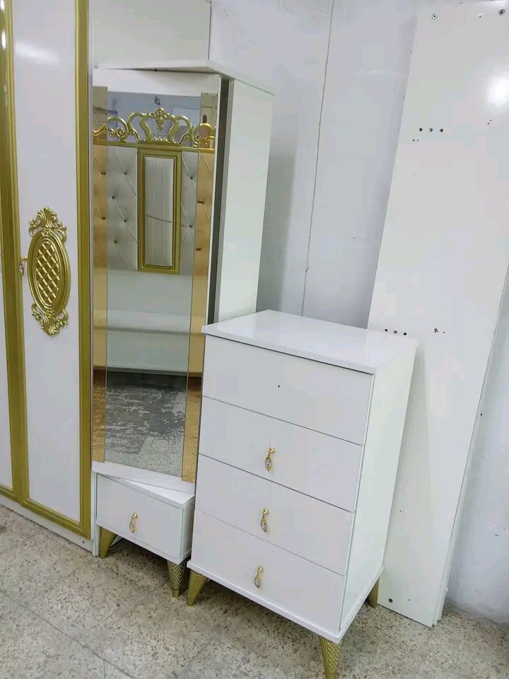 غرفه نوم تركي ملكي تسع قطع 

نظافه 100/100

شد ونقل كامل يصلك 

اي استفسار ع رقم او صفحه المحل او واتساب 

نستقبل الغرف التركي المستعمل او معارضه اتواصل خاص🤎


**إذا كنت صاحب هذا الإعلان وتريد حذفه لأي سبب، رجاءا أرسل رسالة إلى الدعم الفني**