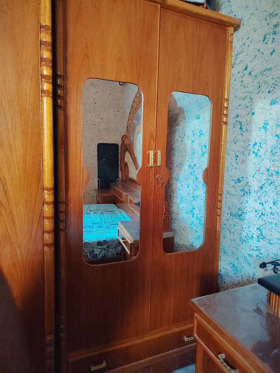 السلام عليكم غرفه نوم للبيع احطاطه صاج داخل وخاج
النضافه تجي واشف ابعينك 
السعر خاص


**إذا كنت صاحب هذا الإعلان وتريد حذفه لأي سبب، رجاءا أرسل رسالة إلى الدعم الفني**