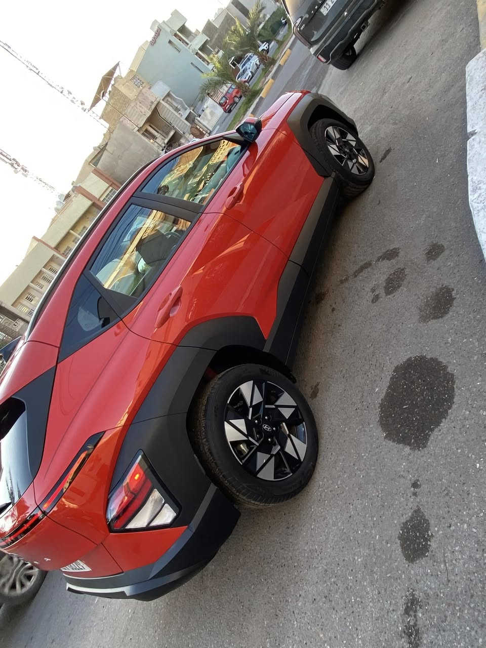 كونا موديل ٢٠٢٤ دخول جديد وارد امريكي مرقم بغداد مكينه ٢٠٠٠. جاهزه السياره اي نقص مابيها نص مواصفات بدون ايرباك  بدون حادث فقط حافت البنيد عل بارد بدون صبغ  السعر ١٨٢٠٠$ موجود بغداد الكريعات للأستفسار ***********
