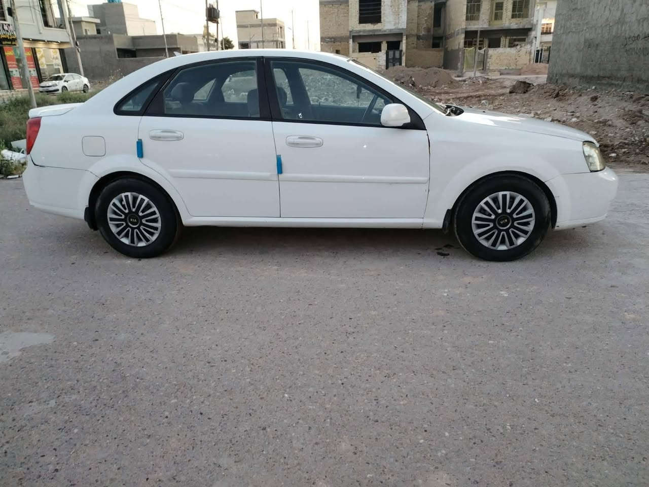 سلام عليكم
للبيع اوبترا موديل ٢٠١١ مكانها بغداد سونارها واضح رقم دولي شرط تحويل سعرها ٧٨ بيها مجال بسيط
***********
مكان السياره بغداد الدوره منطقه البوعيثه
مو شراي لتكسر بحلال الناس
