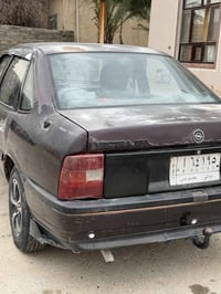 فيكترا • ١٩٩٢ • رقم ألماني ٢٠٢٥