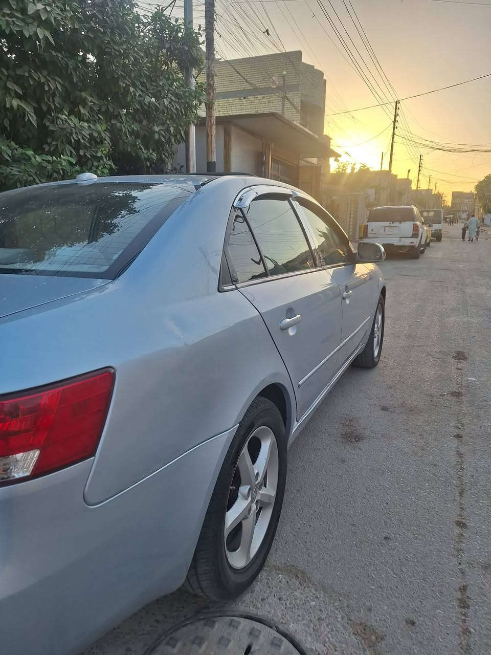 السلام عليكم اخوان سوناتا موديل الفين وثمانيه فول مواصفات واحد على واحد عده البصمه السياره مال جناي كامله مكمله بيها قطعتين تبديل نفس الون وبيها قطعتين صبخ بدون دواخل سياره بلاديه كلها عده الذاكرهن وارد امريكي سياره خير من الله السعر المطلوب ١٠٥وبيها مجال بصيط لطيبين كلشي اكوبلسوك المكان ديالى بعكوبه رقم تليفون ***********
