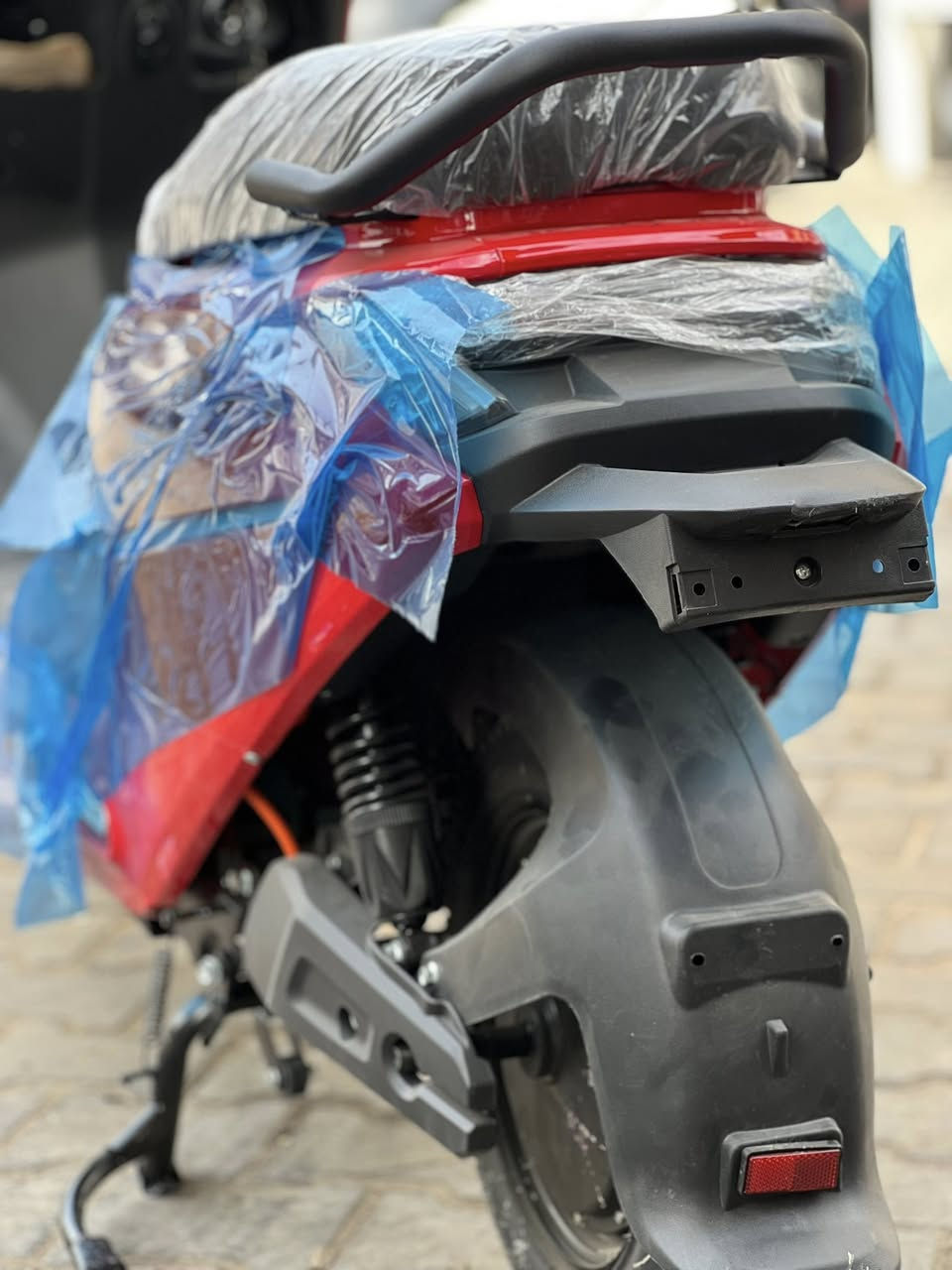 سلام عليكم فضائي شحن جديدة جديدة جديدة ليوم نازلة استعمال زيروووو جداً جداً  5 بطاريات دراجة بحالة الجديدة كلشي بيها جديد ماخذيها بل اقساط ولوصل مالتها موجود ماخذيها ب مليون و450 الف متوازي على بيعتها 
سعر جوة السوك ب 800 الف دينار اتصال فقط 
مكاني بغداد 
***********
