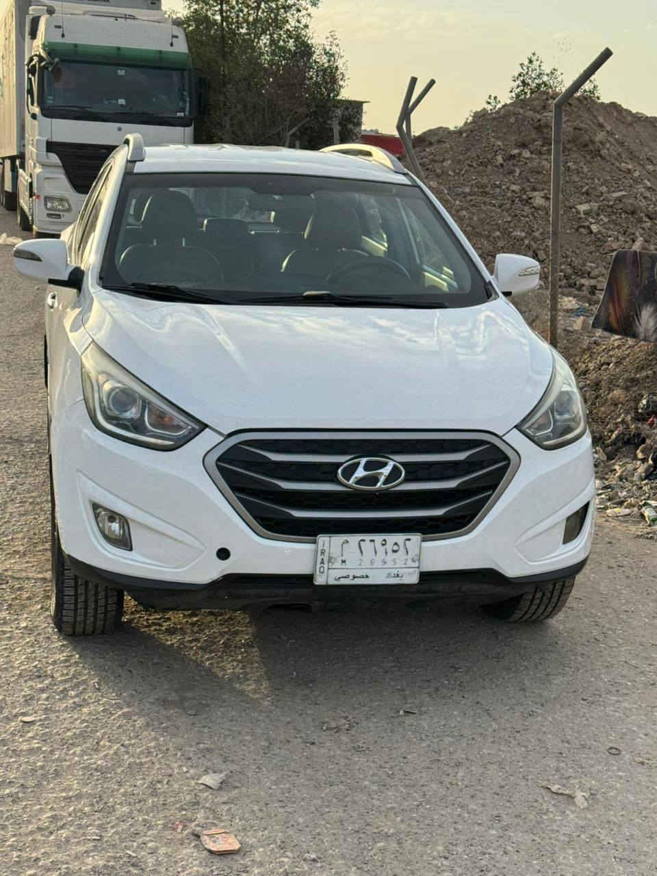 توسان خليجي 2015 مكينة 2000 دوش السيارة خير من الله صدر جديد تخم تاير جديد منضومة تبريد جديدة بيهة صبغ بس الصندوك مثل ما موضح بلصورة 
السعر 155$ للاستفسار ***********
