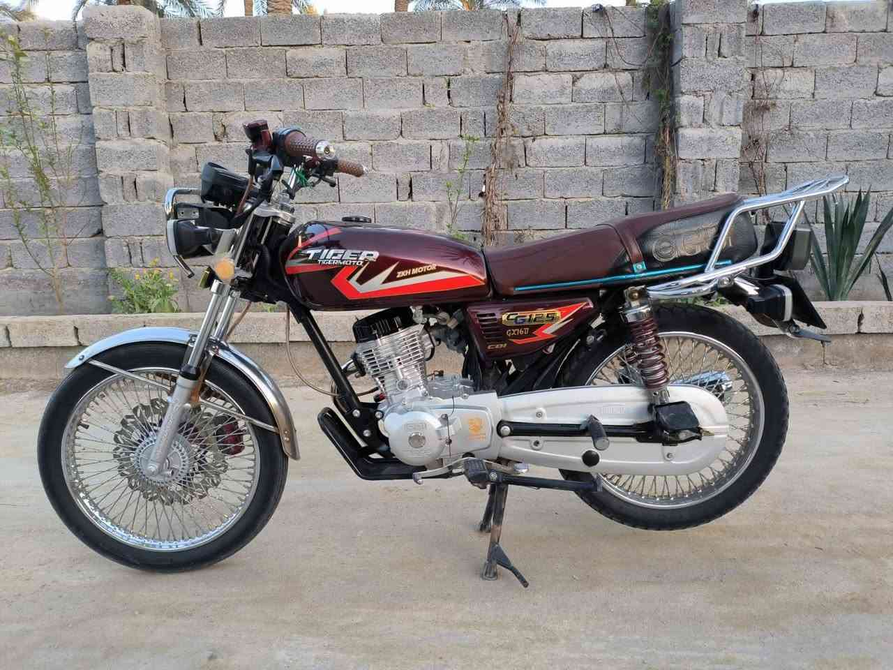 سلام عليكم دراجه تايكر مديل 2023 طالعه 2024 /12/21 مكينه 150 أوراق سكنر محرك ما مفتوح كفاله عامه وتجي بعينك تشوف الشراي يتصل عله هاذه الرقم ***********وبي خير ويدلل السعر 700 وبي مجال للطيبين
