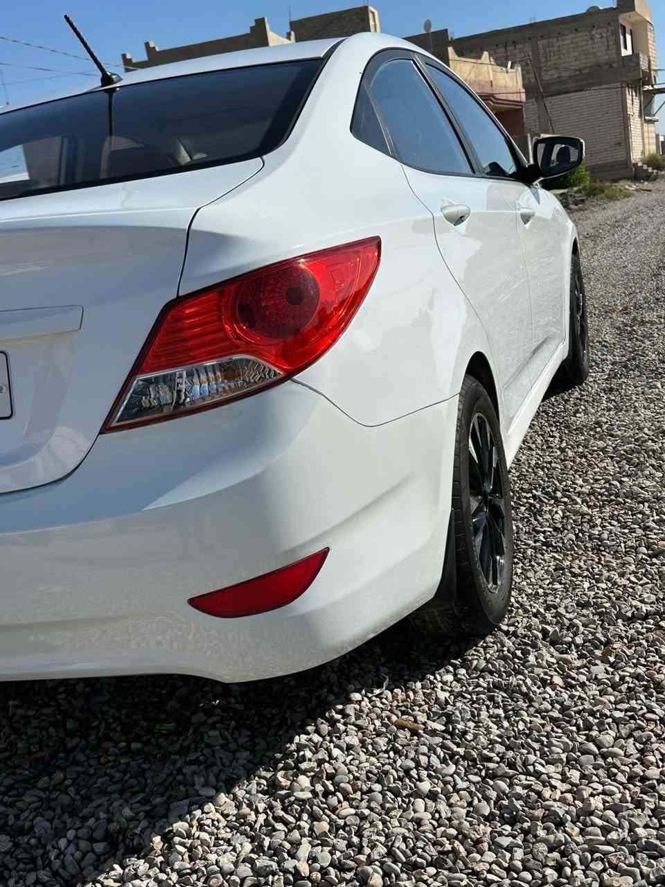 السلام عليكم هونداي اكسنت موديل 2018 خليجي رقم سليمانية الدولي وتحويل أو وكاله ثاني يوم سياره مال جناي وما متعوبه ماشيه 150الضرر صبغ جاملوغ خلفي فقط بدون دواخل سياره محرك وكير بلادي السعر 117وبيها مجال مكان ديالى الخالص قرب الجنسية الاستفسار اكثر الاتصال عل الرقم ***********او ***********
