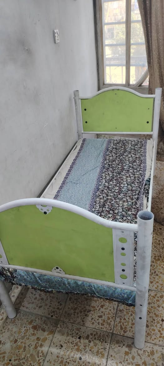 سريرين أطفال طابقين  سعر ٧٥ مكاني بغداد ابو دشير رقم الموبايل ***********
