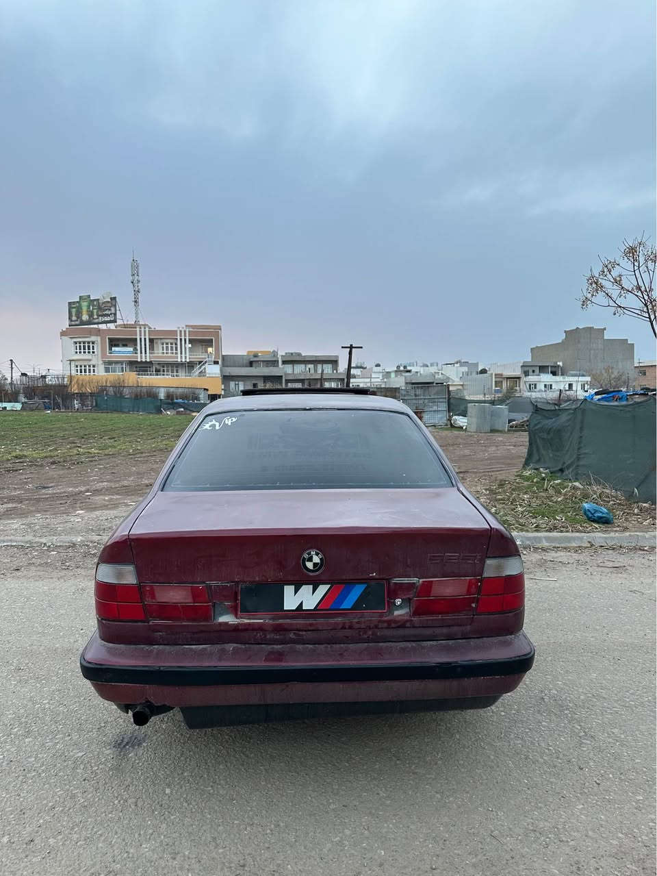 BMW/525iکەپس گێر عادی 
مۆدیل 1991سلایت ئێش ئەکا
٢جام کارەبا ئاڕم سۆران
گێرو مەکینەی بەشەرت 
عەینەو کلاجی تازە گۆراوە 🚀
زۆر توندو تۆڵە 
گەردنو ئەکسلو تاقم پێش بەشەرت 
گەرمی ♨️مەزبوتە 
موسو براوە وەرگەراو بەشەرت 
سعر 24گڵا گۆرینەوە ناکەم 
شوێن چەمچەماڵ 
***********
***********
Admin ❤️🌹 شمشمل, السليمانية
