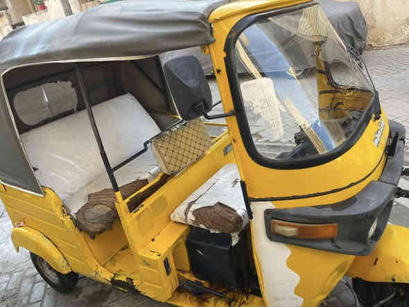 للبيع تكتك زيل موديل 18 اوراق اصليه كبل للشارع1500 مليون ونص قفل مكاني بغداد الحريه ***********
