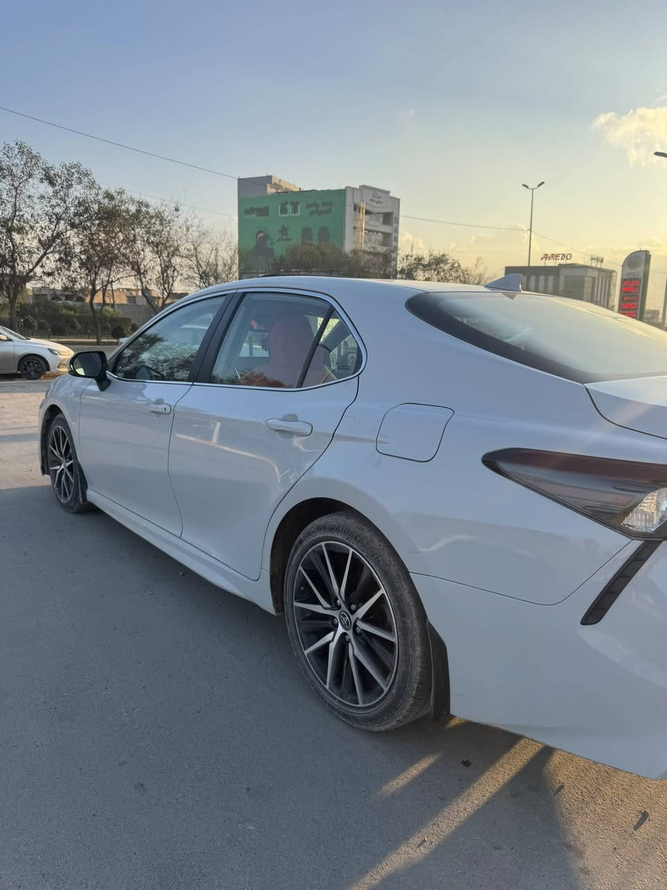 للبيع 2023 SE بلص صور الحادث مرفق بدون صبغ فقط بارد السعر 230$وبي مجال
***********
