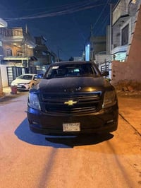 للبيع تاهو موديل 2015  بوليسي  تخم تاير جديد  مكينة وكير مكفولات  بيها...