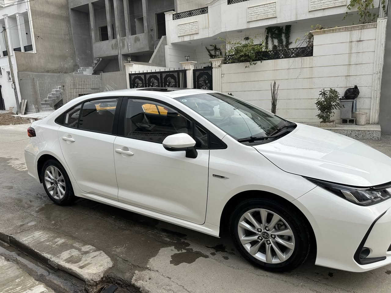 كورلا هاليرد 2025فول موصفات كلين نقطه مابيه ماشيه ٨.     الف
عنوان كركوك 
***********
