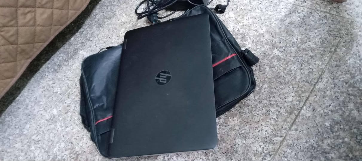 للبيع لابتوب HP  فول نظافة
- المعالج  Core i5
الرام  16
- هارد 1 تيرا
- كرت الشاشة 2 كيكا
- حجم الشاشة 15.6 
- بطارية ممتازة
السعر 280 وبيها مجال
مكاني الانبار فلوجة


**إذا كنت صاحب هذا الإعلان وتريد حذفه لأي سبب، رجاءا أرسل رسالة إلى الدعم الفني**