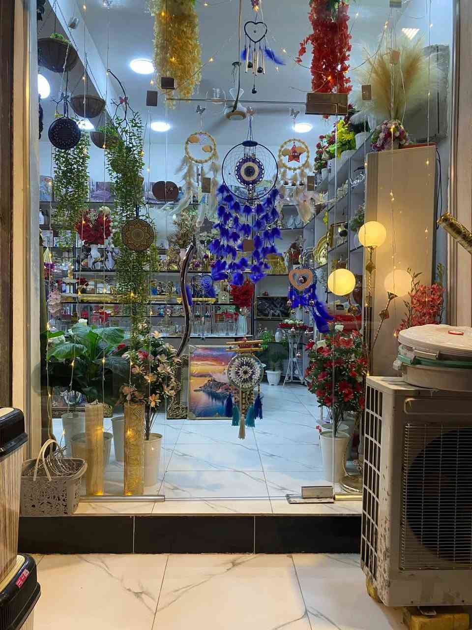 اغراض منزليه هدايا وورود بسعر الجمله القديم للاستفسار اتصل على الرقم  ***********
