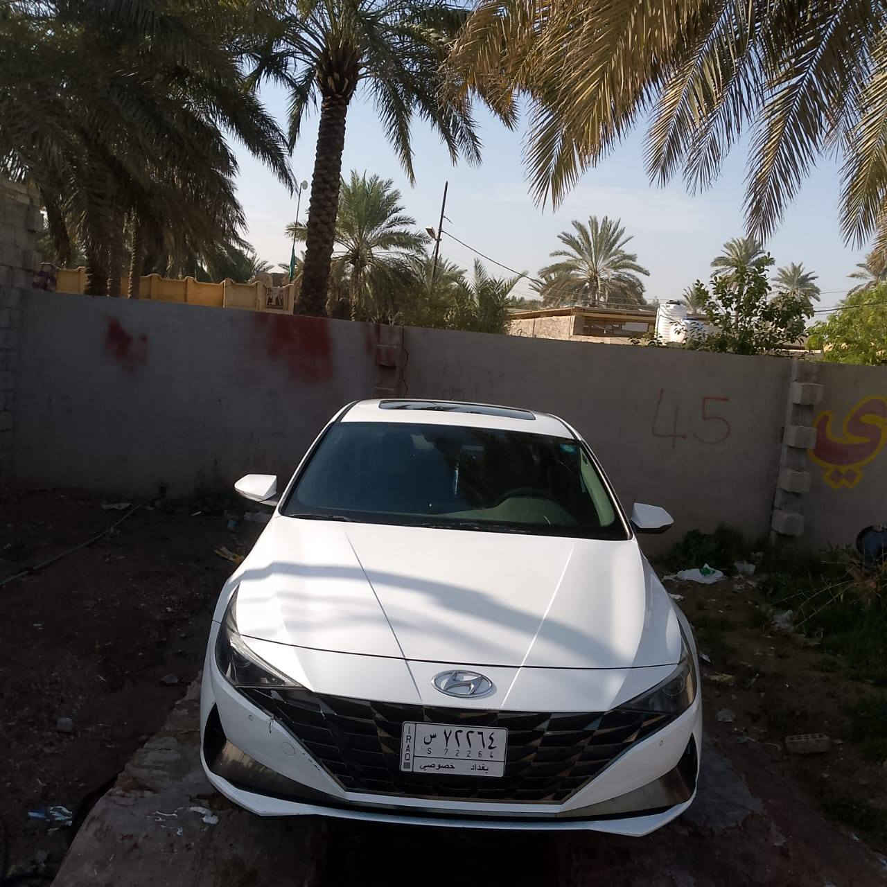 السلام عليكم النترا للبيع موديل 2023 فول مواصفات
السياره وارد خليجي. 
المواصفات 
بصمه العدد 2 
قطعتين تبريد 
فتحه 
الجام كهرباء 
محرك 1.600 
لد ترحيب بل مري 
لايت زنون 
ويل كب
مطلوبة مصرف الصناعي استقطاع مباشر 
السياره جاهزه على اخر حبايه 
ما تصرف عليها لو ربع السياره جاهزه على ايد وحده طلعتها من الشركه على أيدي 
للاستفسار على هاذا الرقم 
***********
