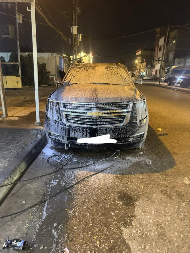 للبيع: شيفروليه تاهو 2019 LS (ادوات )
الحالة: ممتازة (أدوات)

اللون الخارجي: أسود ملكي

اللون الداخلي: أسود (جلد)

المواصفات والمميزات:

تتميز السيارة بمجموعة من الإضافات والتقنيات التي توفر الراحة والأمان:

• التحكم والراحة: تحكم كامل من "الستيرن" (عجلة القيادة).

• المرايا: مرايا جانبية نظام "شفط" (طي كهربائي).

• المقاعد: كراسي بنظام الهزاز (تنبيه السلامة) مع خاصية التدفئة.

• النظام الترفيهي: شاشة لمس، كاميرا خلفية، وحساسات وقوف.

• الإضافات: تبريد مركزي ممتاز، جنوط (ويلات) مميزة، وإنارة LED

رادار ٣٦٠درجه 

سيارا جهازا كبل روح سجل

مكان نجف حي العداله 

***********
