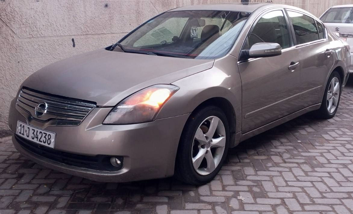 السلام عليكم
للبيع او المراوس
نيسان التيما 2008 رقم بغداد  وارد امريكي فول واحد على واحد فتحة بصمة جلد تدفئة بالكشنات
ضررها هلال الجامرلغ الخلفي وربع الباب وبيها كدر شبرين اباب السكن
مكينة كير تبريد كفالة بدون نواقص
ماشية ١٣٠ الف 
السعر 74 وبيها حك الجية
للأستفسار *********** بغداد, العراق
