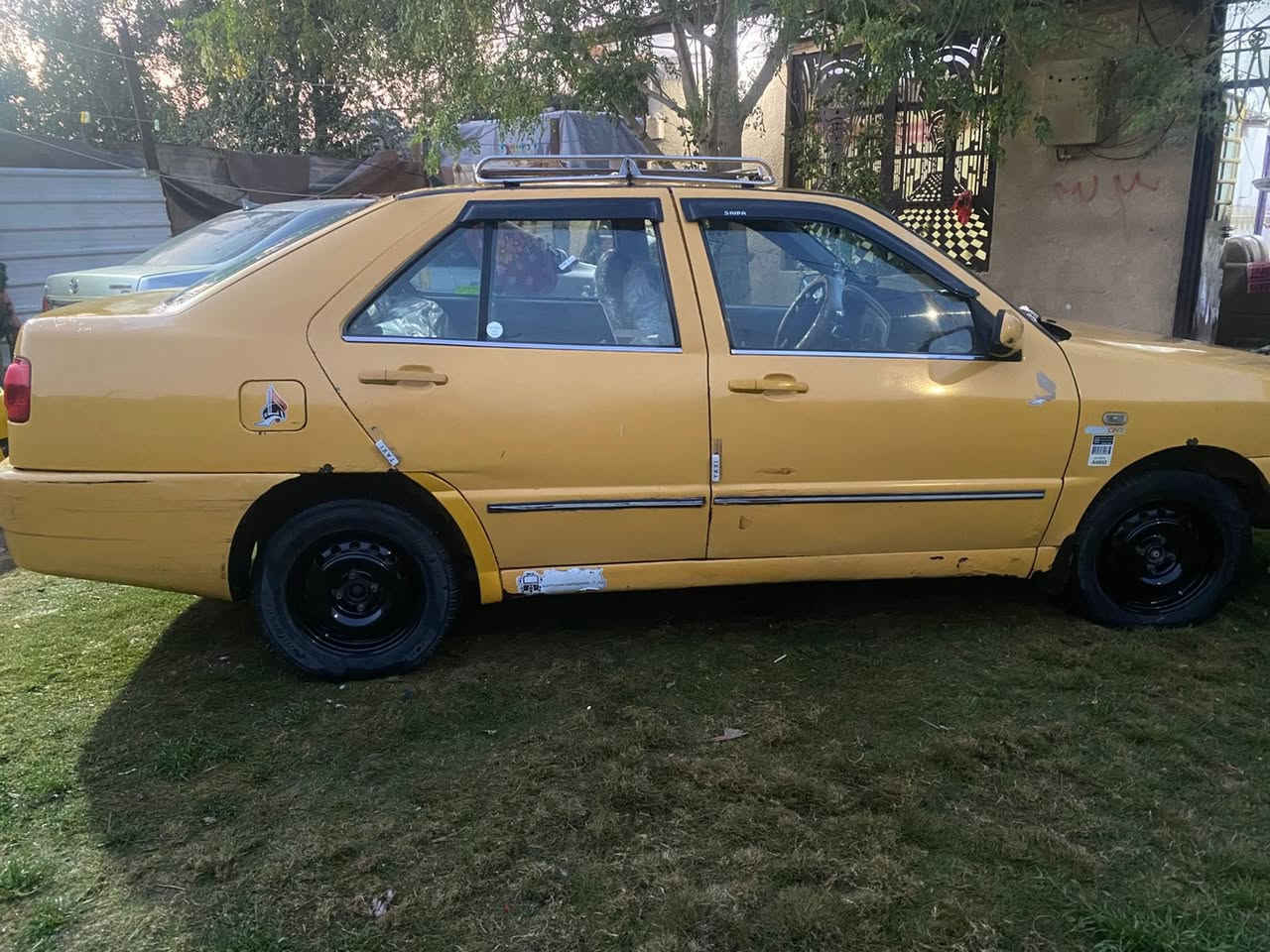 سلام عليكم شيري كوين موديل 2011بغداد رقم انكليزي باسمي كير مكينة كورلا تبريد شغال كهربائيات كلهة شغالة سعر 30ببهة مجال رقم *********** مكاني بغداد
