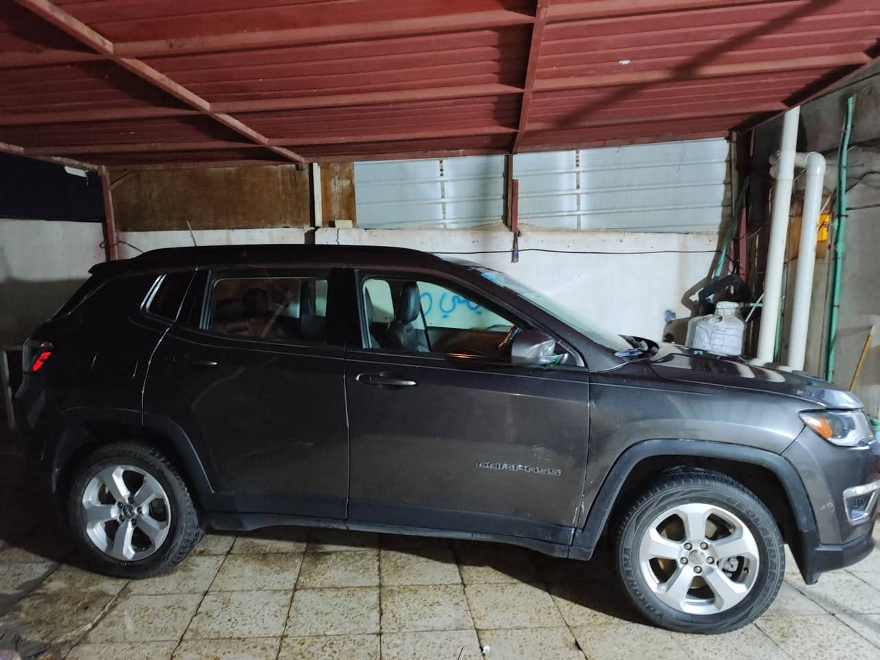 جيب كمباس 2019 وارد امريكي جاملغ وبنيد رقم بغداد سياره جاهزه ونضيفه محركه 2400 مواصفات هواي بصمه كشنات جلد السعر 132 ورقه ***********  هاذا رقمي وبلخدمه بي واتساب
