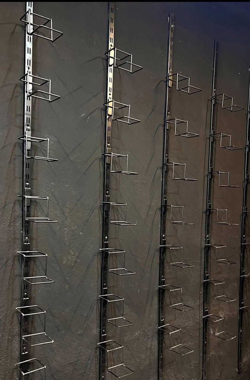 تعلاكه عدد 100 سعر 40
يور لون اسود 90في 30  عدد 22 قطعه 4ونص
سجه لون اسود عدد20 سعر قطعه الف ونص 
حماله مال احذيه لون اسود عدد50 سعر 40 الف


**إذا كنت صاحب هذا الإعلان وتريد حذفه لأي سبب، رجاءا أرسل رسالة إلى الدعم الفني**