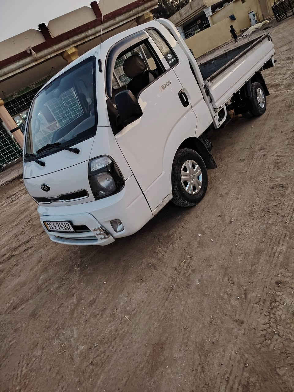 للبيع كيا 2014 نضيفه بدون صبغ بدون تبديل بلاديه  رقم بغداد نكليزي سنويه لغايه 2031
السعر 105 العنوان بابل 
***********
