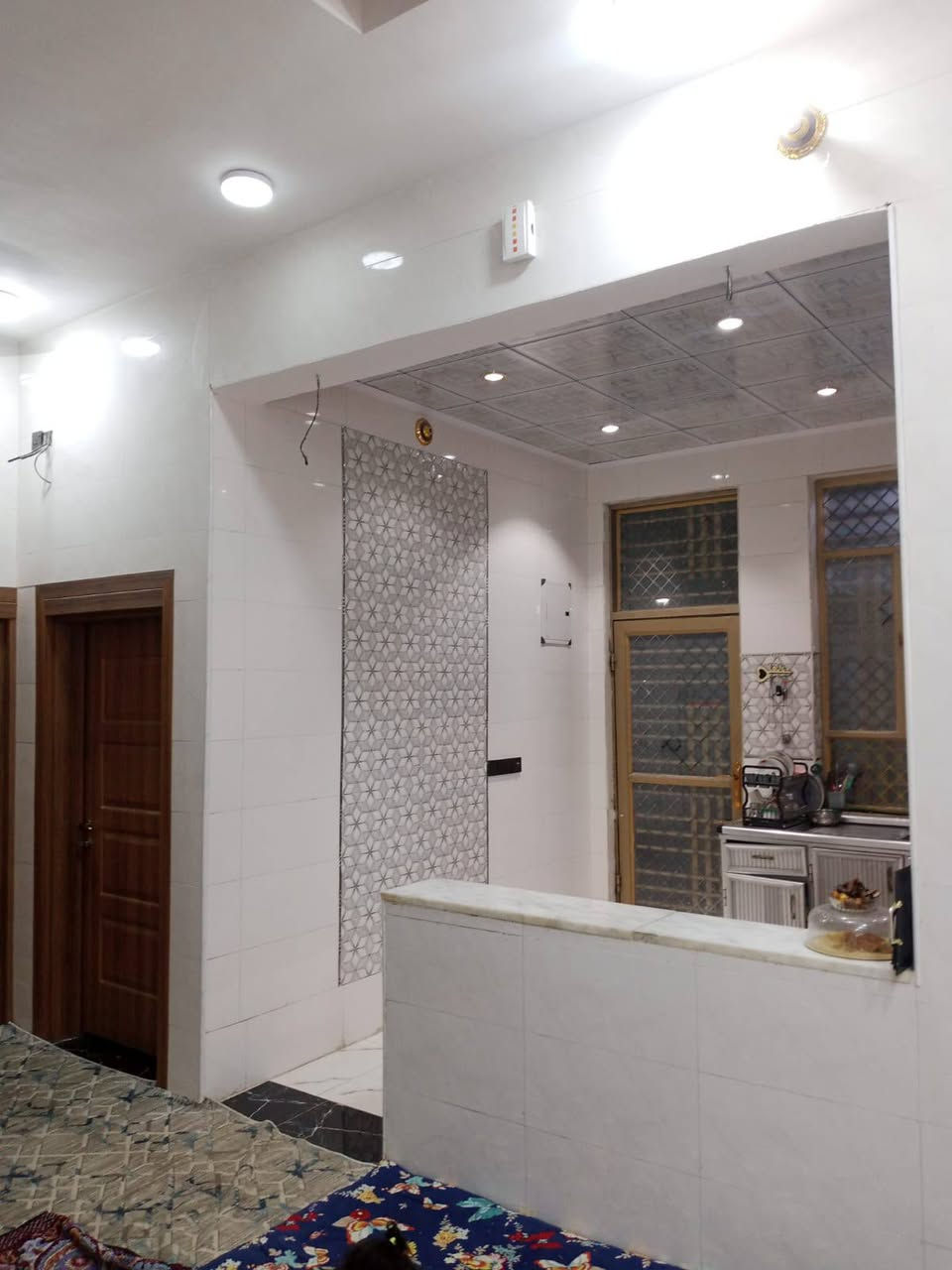 سلام عليكم
بيت للبيع مساحته 100 متر مربع
مقابيل مستشفى الكفيل خلف مدينه العاب ضوء القمر 
بناء طابوك طابق واحد بناء جديد
للأستفسار 
***********
***********
