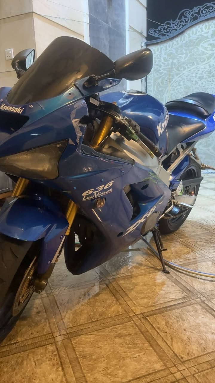 السلام عليكم كاوسكي 2004 محرك 636  الدراجه كفاله كير محرك عليها ادامه تخبل الدراجه شغاله نكره سلف معدل و شلعه تخبل الدراجه بس  يرادلها تكحيل ما مشايه هواي الدراجه. تحب تجي انته و فيترجي و تفحصها اني حاضر و سعرها كلش مناسب بالنسبه الها الشراي يجي على هذه رقم*********** مكاني بغداد
