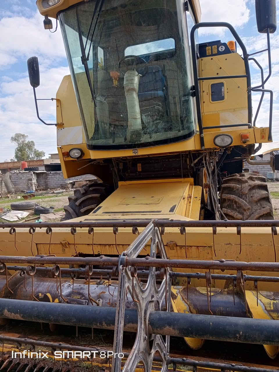 ابيع حاصده نيو ه‍ولند موديل 2011 ره قم موبايل ***********
