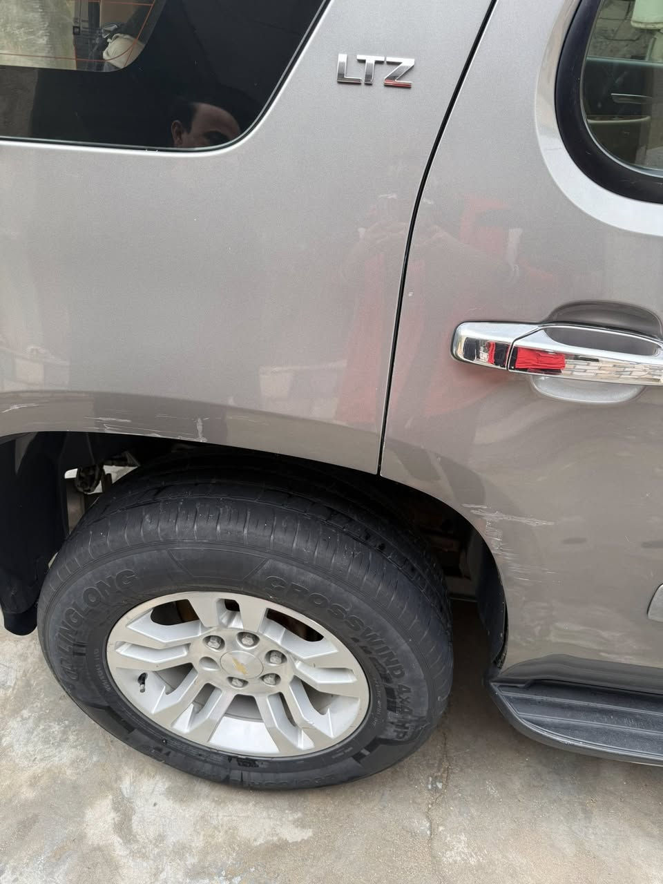 السلام عليكم   
للبيع تاهو مديل 2008  
خليجي LTZ  فول مواصفات
 مكفوله عده  بارد قليل بل جاملغ الامامي  وصوره موجوده 
  رقم اربيل سنويه وهزه جديده  تريد وكاله تريد تحول موجود 
ويل  مديل 15 مع تخم تاير 
سياره حلوه ونضيفه استخدام شخصي   
مكينه مع كير كفاله 
مكان السياره بصره قضاء الصادق 
 سعر 225 وبيه مجال ونضيف يختلف  ولسياره حته دواخله كله جيديه ومرتبه  مو متعوبه 
‭ 0771 355 3558‬ 
ملاحضه :  انه مكلف بل نشر اتصل ع رقم وتفاهم وي راعيه
