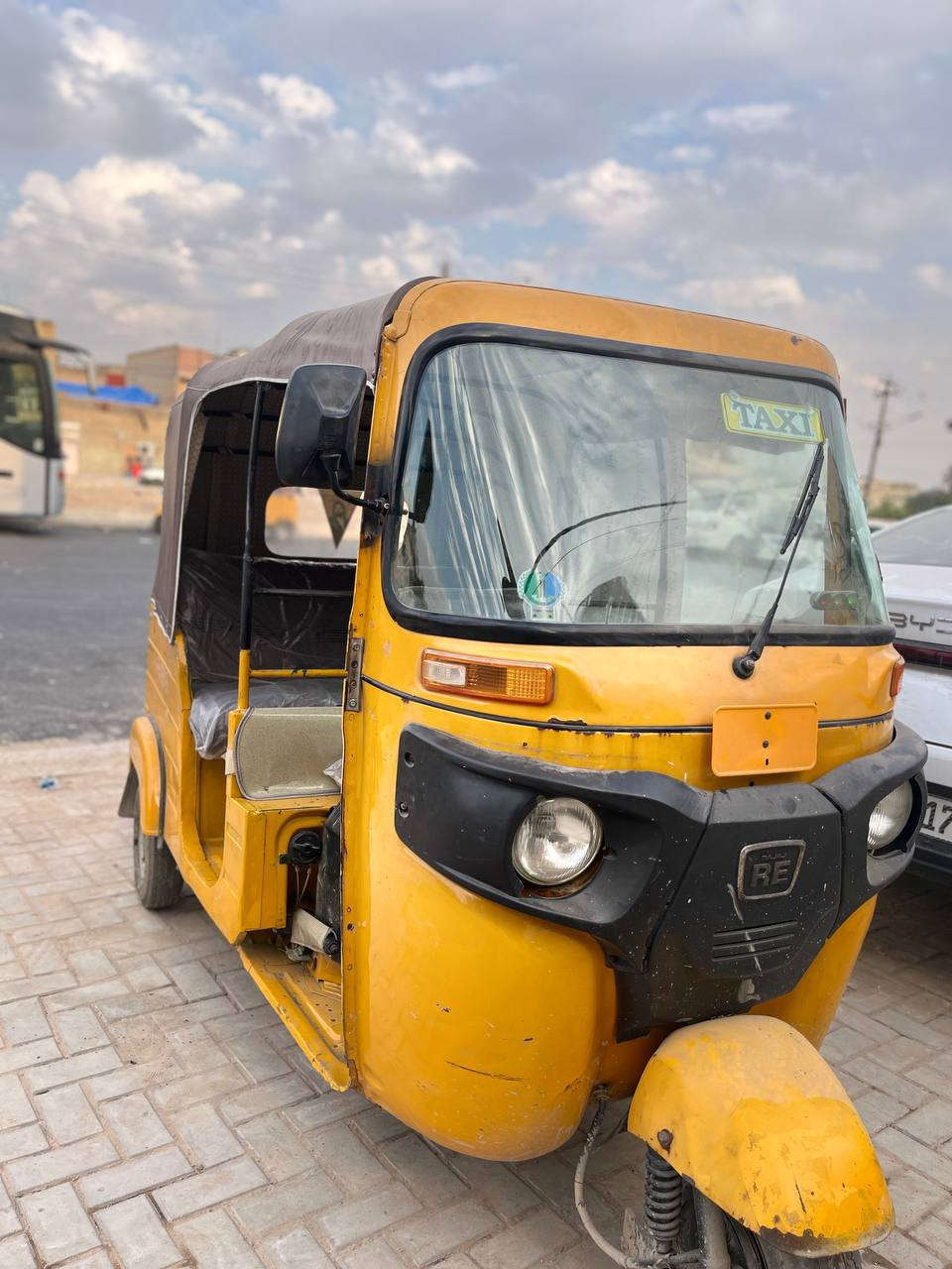 للبيع 19 شهر 11 عنوان سريدات سيطره الشعب القديمه رقم هاتف *********** رقم وسنويه  كامله  6250
