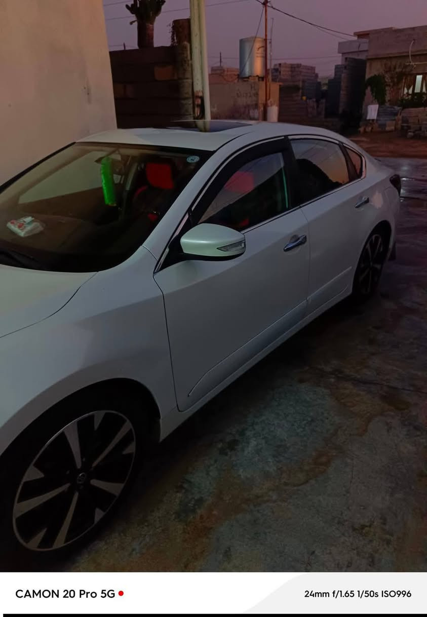 نيسان التيما لبيع سياره فول ضربتها صندوق وبخ بدون صبغ سياره سته سلندر سياره فول نظيفه الاستفسار خاص مفتوح سعر لسياره 130  وبيهه مجال


**إذا كنت صاحب هذا الإعلان وتريد حذفه لأي سبب، رجاءا أرسل رسالة إلى الدعم الفني**