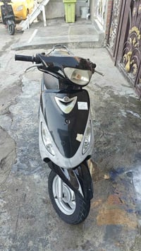 للبيع ماكس نكره كامله السعر 550 وبيه مجال مكان حي القاهره 07718546885