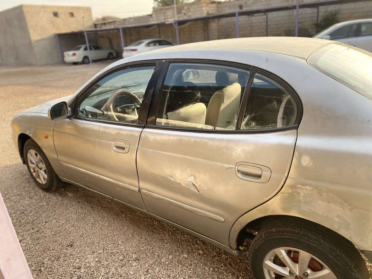 دايو لكنزه موديل 98 رقم انبار محرك 4سلندر قبق اسود المرغوب كير عادي النمره الخامسه تفلت ما تنمر منضومه تبريد كامله تخم تاير ويل كب مشروع وطني سنويه لـ 27 السياره بلاديه بس جارده السعر22$ وبيه مجال بسيط العنوان: الأنبار الرمادي شارع الجرايشي قرب مطعم الفلوجه ***********
