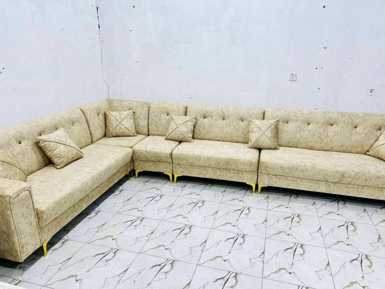 ٦ أمتار ونص
٥ قطع ١٠ مقاعد
شغل الشمال
***********
متواجد عل وتساب ومازنجر عمارة, ميسان
