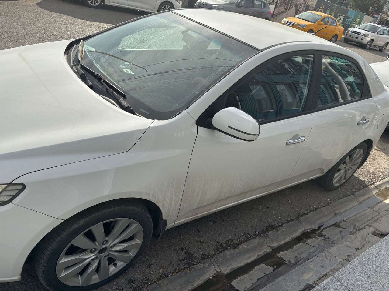 سلام عليكم كيا سيراتو موضع بصورة شنو بيها كير مكينة شرط بدون اي عيب حدادية جديد تخم تايرات جديد تبريد ثلج عنوان كركوك *********** كركوك, العراق
